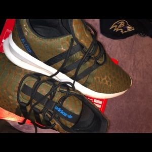 Adidas sl loop green size 9